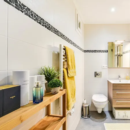 Cosy And Trendy Two Rooms - Old Town *